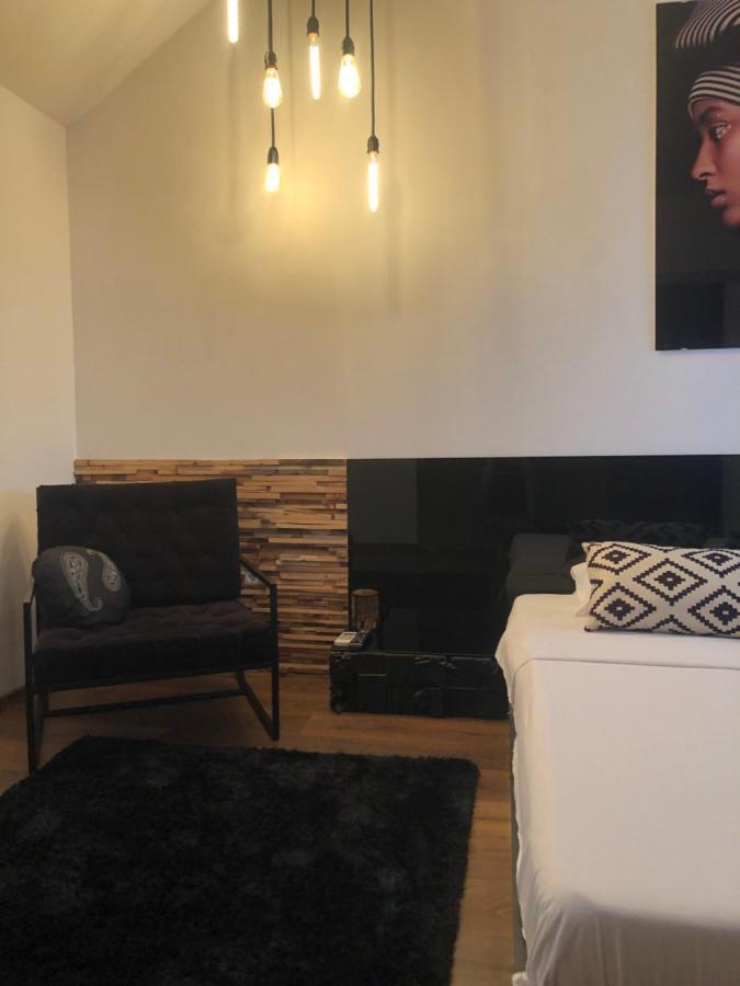 Casa Mediterana Două Mai Екстериор снимка