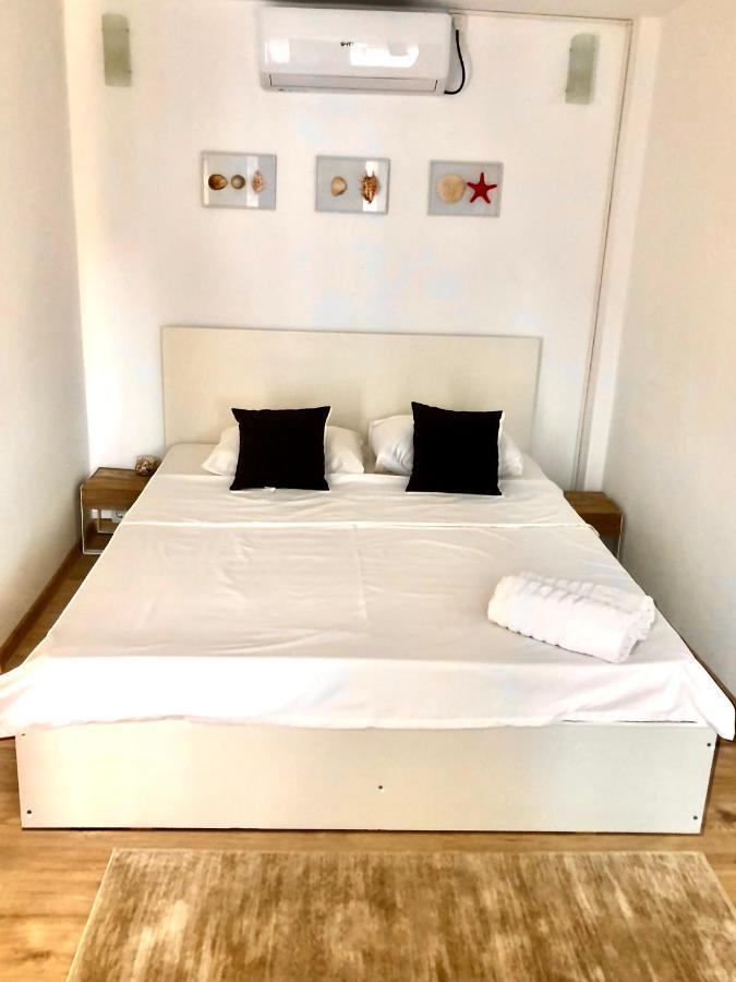 Casa Mediterana Două Mai Екстериор снимка