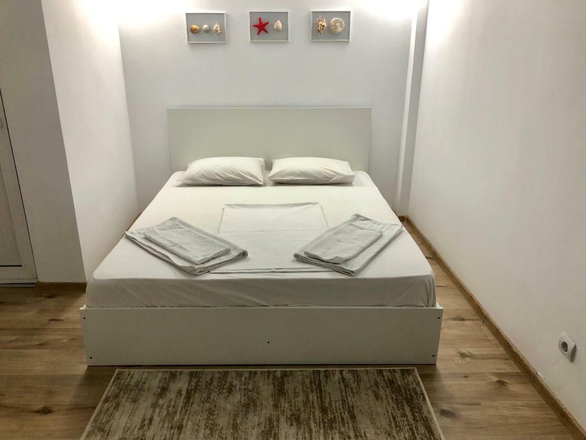 Casa Mediterana Două Mai Екстериор снимка